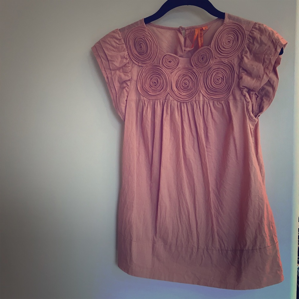 Beautiful unique top